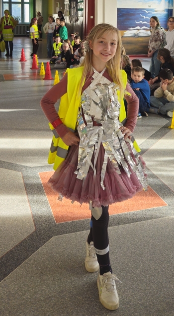 16604443-2401-4b3b-953a-bb9d18569eb0