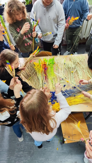 f0dc6388-a243-4e4a-b334-e508da76d4cc