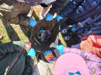 2f6d8327-ebba-46c3-9ea1-23ba183296a6