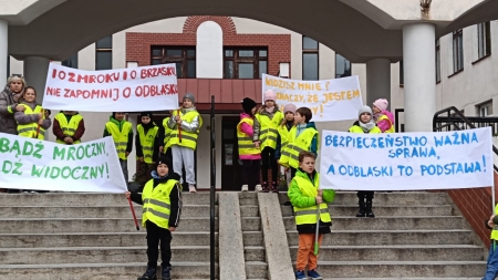 ''Odblaskowa szkoła''