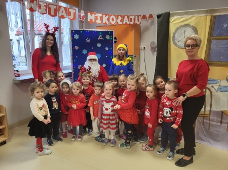 Wizyta św. Mikołaja w przedszkolu.