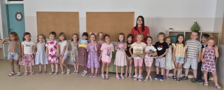 Spotkanie z Panią Bajką- wizyta mamy Dominiki